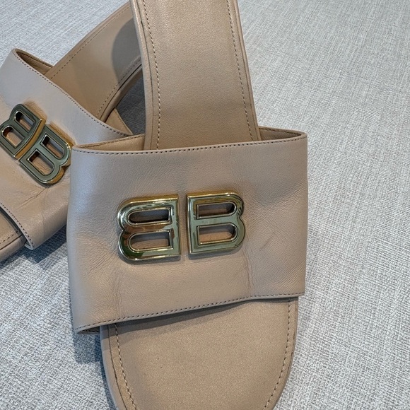 BalenciagaBb Logo Plaque Heeled Mules - Picture 2 of 8